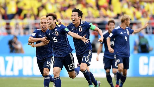 包含日本球队战胜劲旅，亚洲赛事成为热门话题的词条