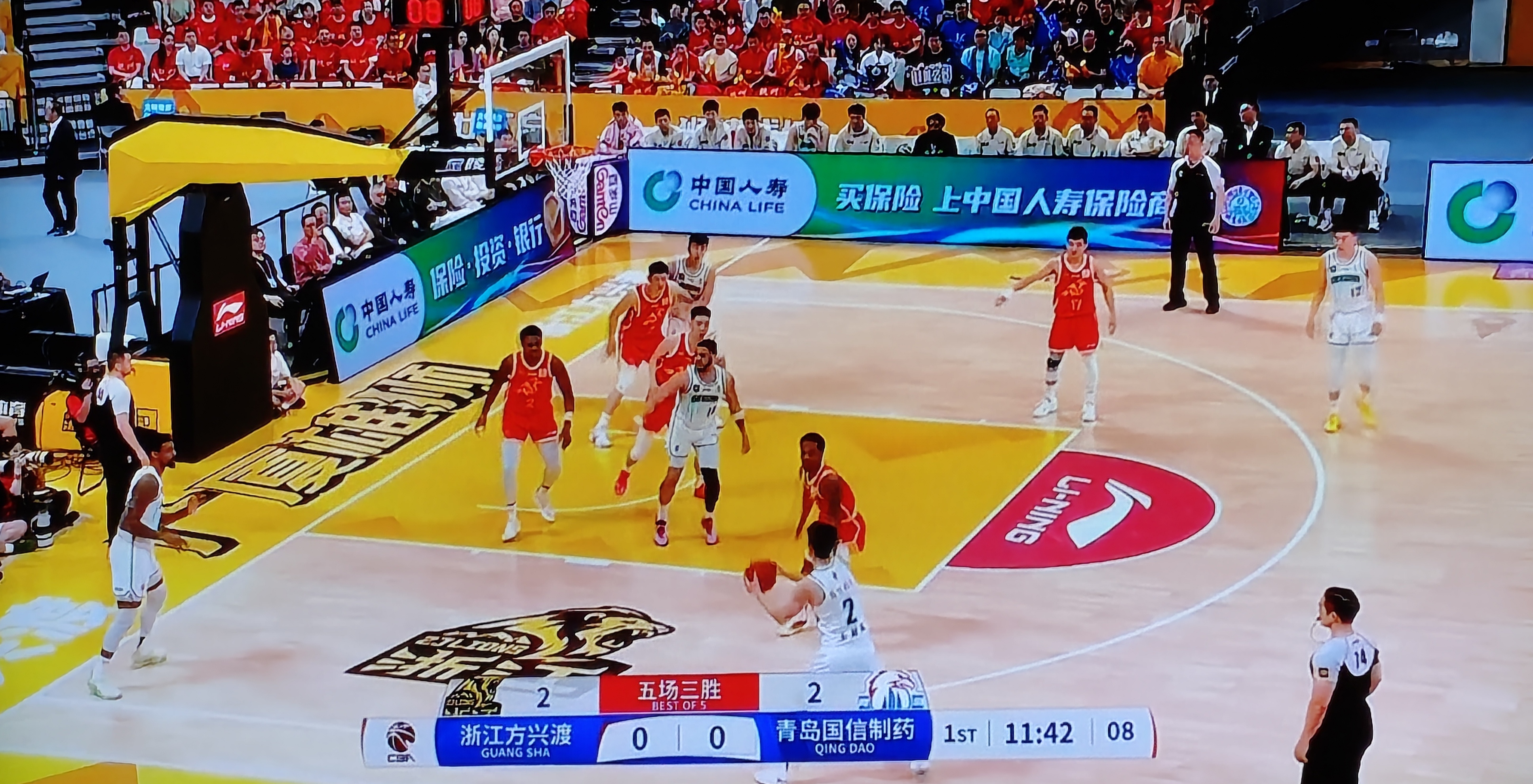 开云体育登录-公牛客场力克篮网，双王对决上演绝杀战