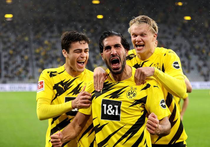 多特蒙德球队表现出众,赢得比赛胜利 多特蒙德球队表现出众,赢得比赛胜利