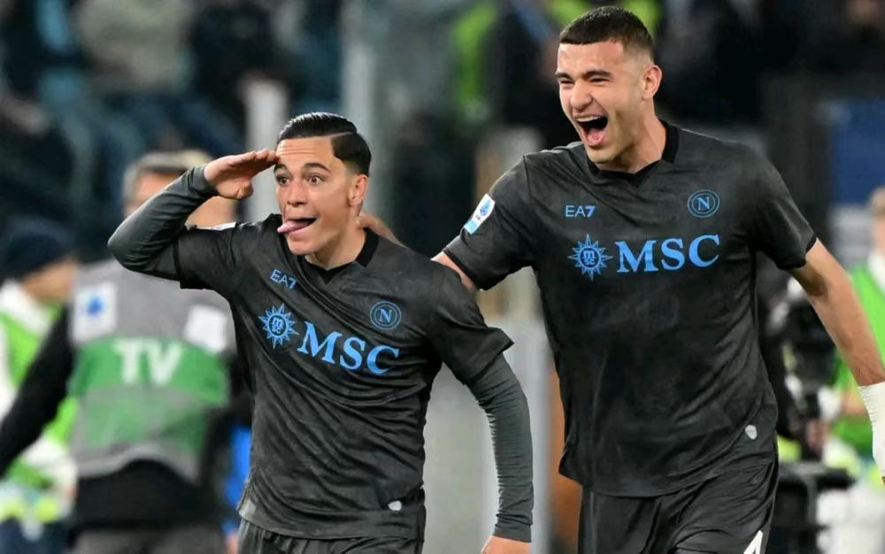 关于那不勒斯大比分胜出,保持全胜战绩的信息 关于那不勒斯大比分胜出,保持全胜战绩的信息