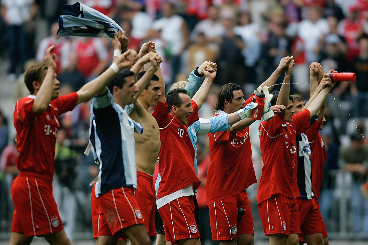 拜仁慕尼黑球员心系伤员，展现团队精神