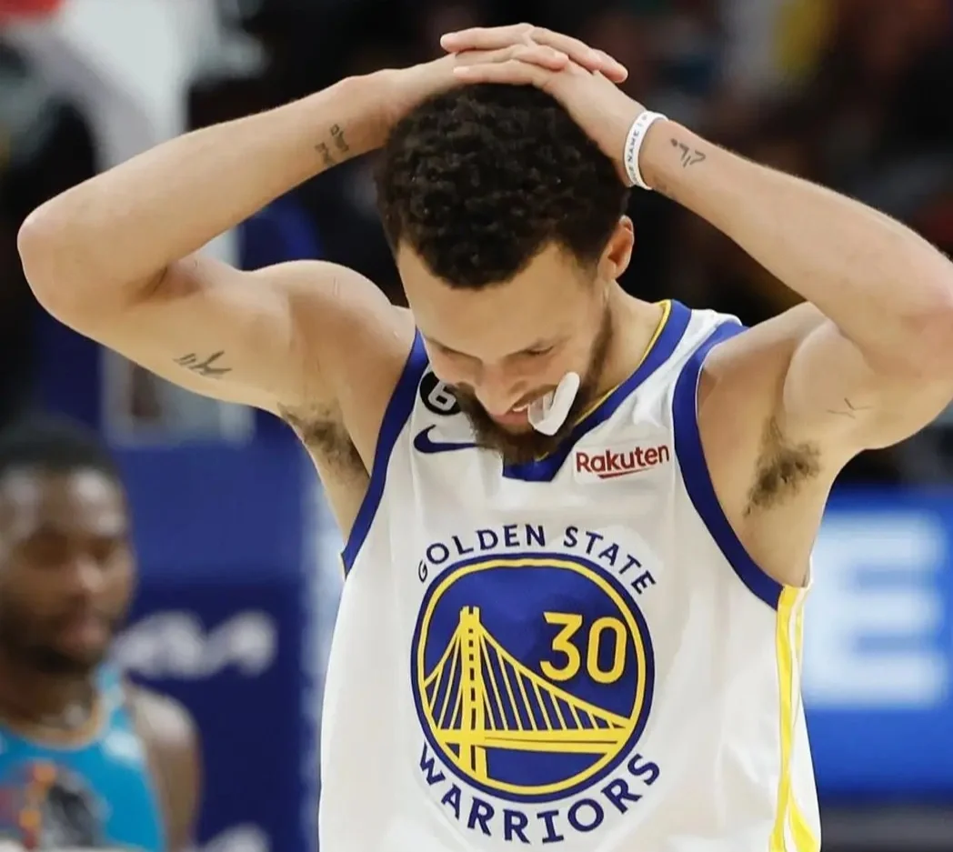 开云体育登录-重庆队卫冕之路坎坷，输掉关键战役