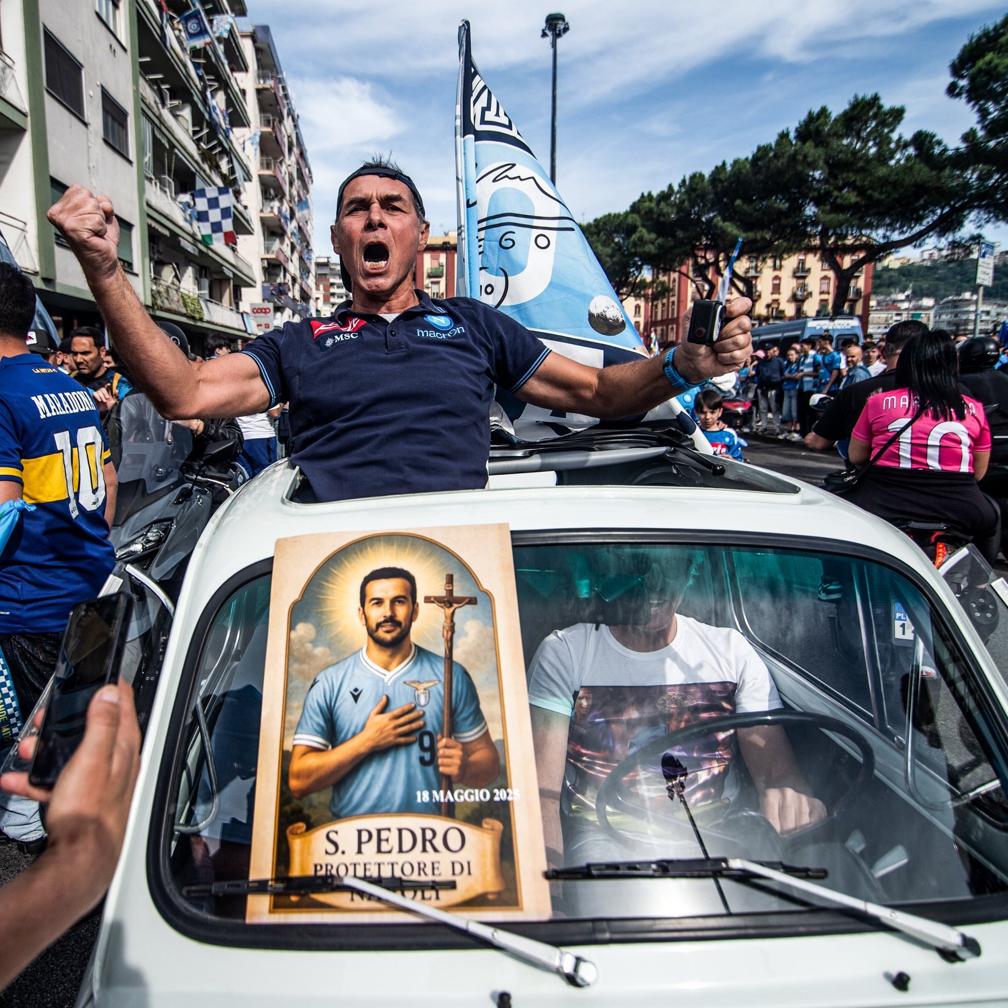 开云官网-那不勒斯客场不敌卡利亚里，遭遇意外失利