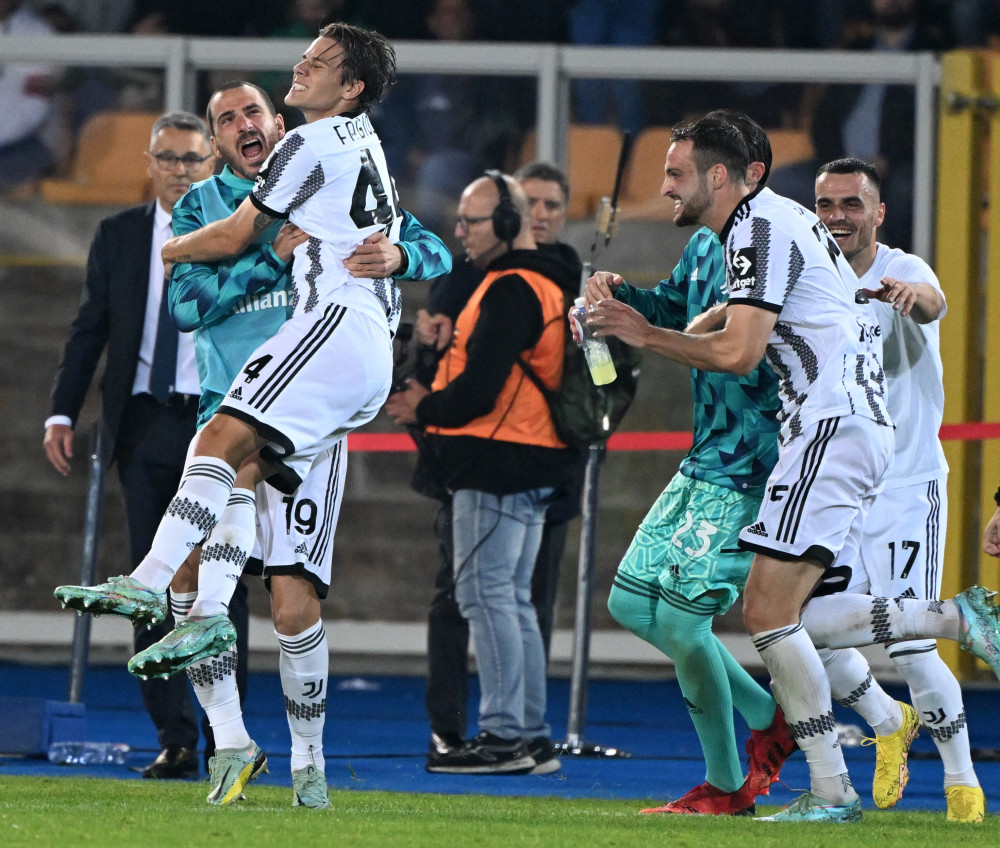 意甲联赛激烈角逐，球风优美