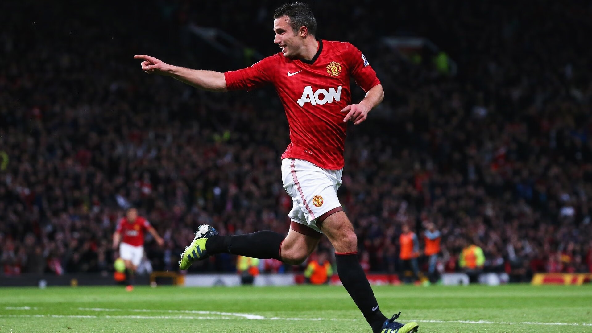 阿尔瓦雷斯三分钟两球杀死悬念！足球小国让沉睡巨人再次蒙羞