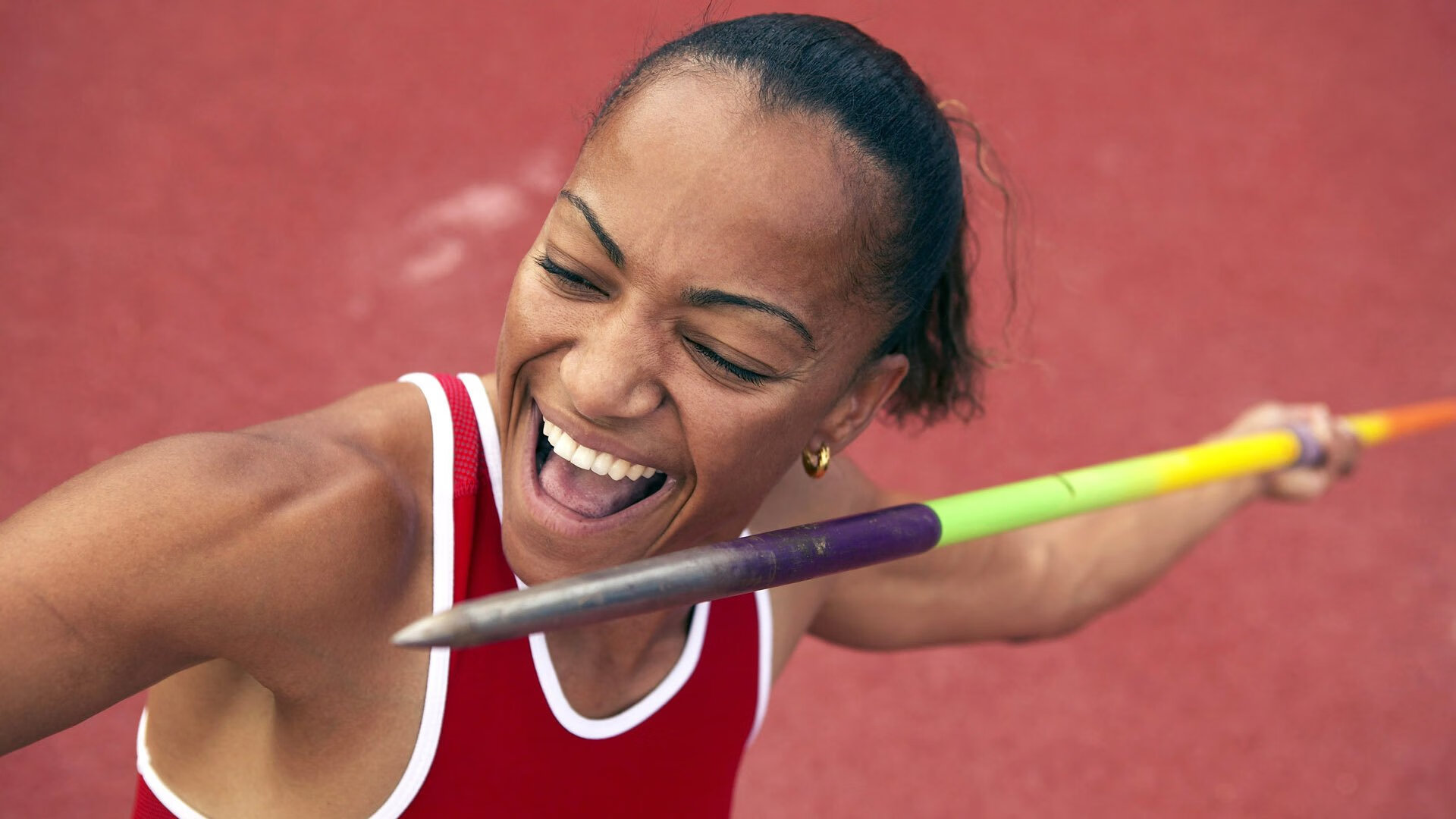 银箭破晓与王冠更迭，一场胜利如何宣告F1新时代的诞生